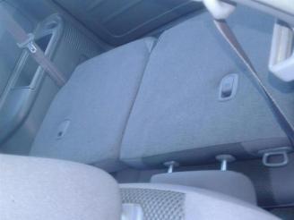 Toyota Rav-4  picture 11