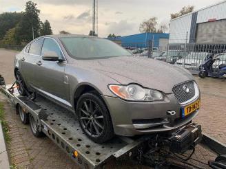 Jaguar XF  picture 2