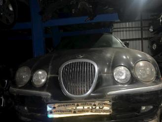 Jaguar S-type S-type (X200), Sedan, 1999 / 2007 4.0 V8 32V picture 5