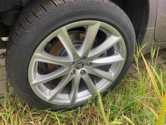 Jaguar XJ  picture 10