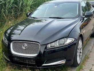 Jaguar XF  picture 3