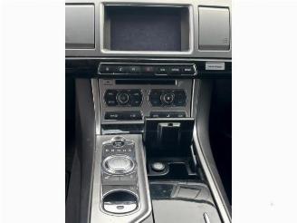 Jaguar XF  picture 12
