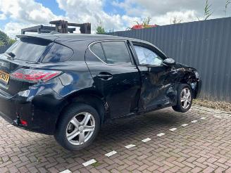 Salvage car Lexus Ct CT 200h, Hatchback, 2010 1.8 16V 2011/11