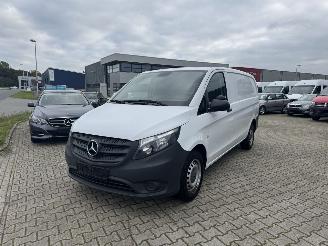 skadebil auto Mercedes Vito 111 CDI 84 KW LANG AIRCO/KLIMA TEMPOMAAT 2017/5