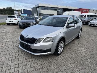 Auto incidentate Skoda Octavia 85 KW LIMOUSINE FACELIFT AMBITION KLIMA 2017/5