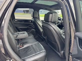 Porsche Cayenne 3.0 Automatik Leder LED Panoramadach Luftfederung picture 12
