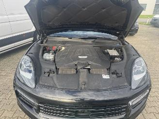 Porsche Cayenne 3.0 Automatik Leder LED Panoramadach Luftfederung picture 23