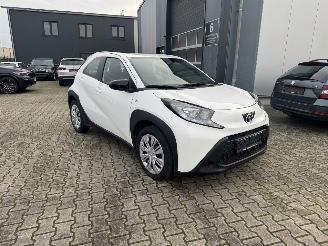 uszkodzony samochody osobowe Toyota Aygo Aygo (X) 1.0-l-VVT-i Play Klima Carplay 5 Turig 2025/8