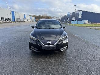 krockskadad bil auto Nissan Leaf NAVIGATION KLIMA SITZHEIZUNG TOP ZUSTAND 2018/12