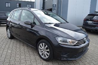 škoda osobní automobily Volkswagen Golf Sportsvan Volkswagen Golf Sportsvan 1,6 TDI Aut  DSG Navi Pdc Klimatronik 2014/12