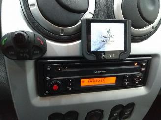 Dacia Sandero  picture 13