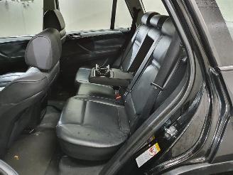 BMW X5  picture 7