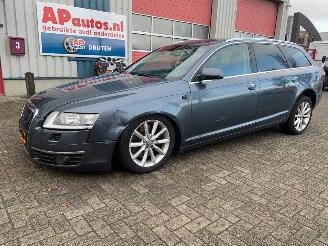 skadebil auto Audi A6 avant 4.2 V8 QUATTRO 334pk 2005/10