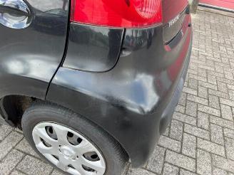 Peugeot 107 107, Hatchback, 2005 / 2014 1.0 12V picture 18