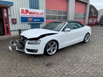 krockskadad bil auto Audi A5 A5 Cabrio (8F7), Cabrio, 2009 / 2017 2.0 TFSI 16V 2011/4