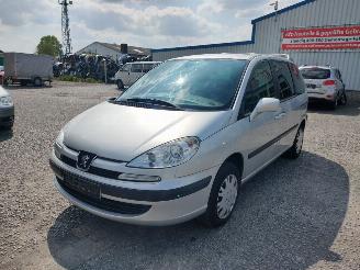 Coche siniestrado Peugeot 807 Zilver EZR 2.2 HDI Onderdelen 20LM24 Bak 2006/7