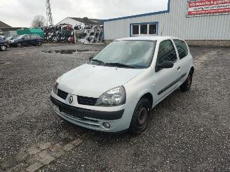 Sloopauto Renault Clio 1.2 Onderdelen Zilver MV632 D7F726 2003/3