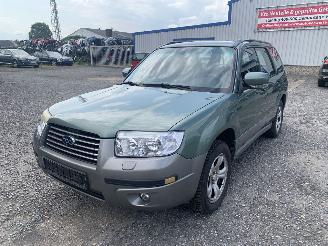 Vrakbiler auto Subaru Forester  2005/12