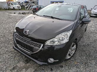 Autoverwertung Peugeot 208 e-HDI 1.6 2012/5