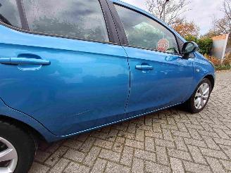 Opel Corsa 1.4 Favourite navi 5drs picture 5