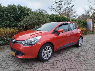 Schadeauto Renault Clio 1.5 dCi ECO Expression 5drs 2015/12