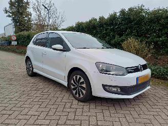 damaged passenger cars Volkswagen Polo 1.4 TDI BlueMotion  MOTORSCHADE 2014/12