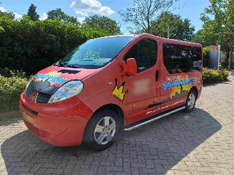 Auto incidentate Renault Trafic Passenger 2.0-16V  L1H1  9 persoons Authentique 2009/1