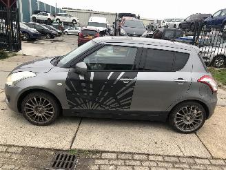 Vaurioauto  passenger cars Suzuki Swift 12i 122000 km 2011/7