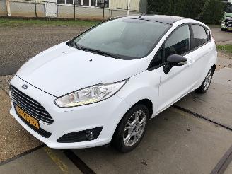 Ford Fiesta 1.0i White Edition 5 drs picture 2
