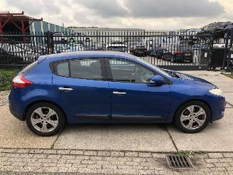 Voiture accidenté Renault Mégane 2.0tce 132kW 5 drs 2010/6