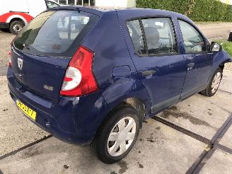 Dacia Sandero 12i 16v 55kW picture 4