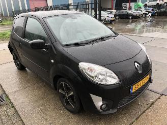 Renault Twingo 12i 16v Airco, lm velgen picture 3