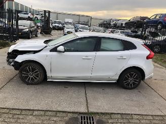 Auto incidentate Volvo V-40 2.0i T2 Nordic+ 2017/12