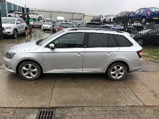 Schadeauto Skoda Fabia 14tdi 66kW E6 Combi 2016/4