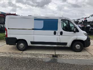 skadebil bedrijf Opel Movano 2.2D 140pk L2H1 Edition E6 2x schuifdeur 2022/10