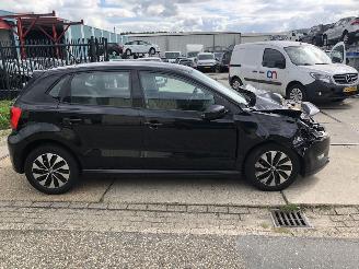 damaged passenger cars Volkswagen Polo 14tdi 55kW E6 2015/1