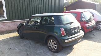 Sloopauto Mini Cooper  2002/1