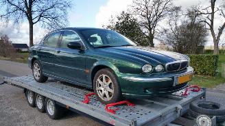 Autoverwertung Jaguar X-type 2.0 v6 2003/8