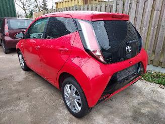 Salvage car Toyota Aygo  2016/5