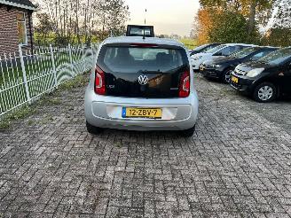 Volkswagen Up! Weinig km !! picture 4
