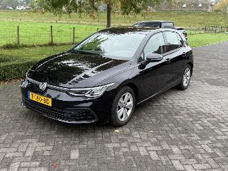Unfallwagen Volkswagen Golf 1.5 TSI Life Business 2023/5