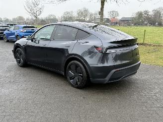 Tesla Model Y BEV 79KWH LONG RANGE AUTO 4WD Panorama picture 4