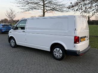 Volkswagen Transporter 2.0 TDI L2H3 picture 4
