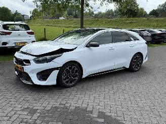 Auto incidentate Kia Proceed GT-Plusline / Leer / Panorama 2023/3