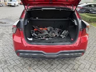 MG MG4 64 kWh Luxury Long Range picture 20