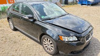 Volvo S-40 AUTOMAAT picture 2