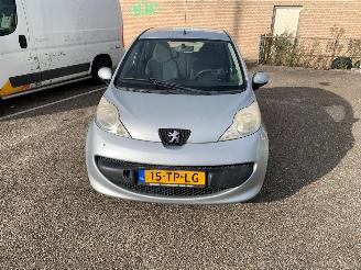 Unfallwagen Peugeot 107 1.0 12V XS 2007/1