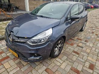 Renault Clio 0.9 TCE LIMITED picture 2