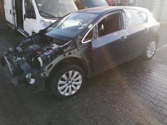 disassembly passenger cars Opel Astra Astra J (PC6/PD6/PE6/PF6), Hatchback 5-drs, 2009 / 2015 1.4 Turbo 16V 2012