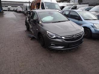 Sloopauto Opel Astra Astra K, Hatchback 5-drs, 2015 / 2022 1.0 Turbo 12V 2017